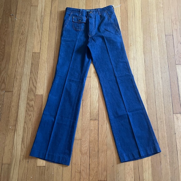 SOLD | 70s Vintage Levi’s Wild Fire Flared Jeans - Picture 5 of 13
